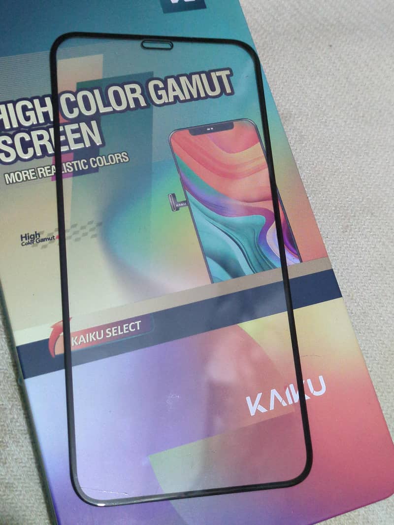 IPHONE 11 SCREEN PROTECTOR 0