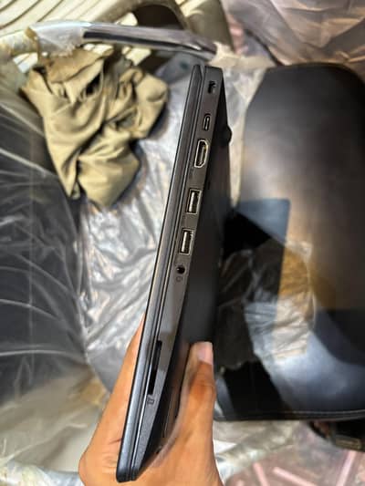 Thinkpad Lenovo i3 , 7th generation laptop