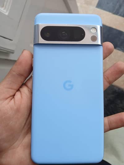Google Pixel 8 Pro