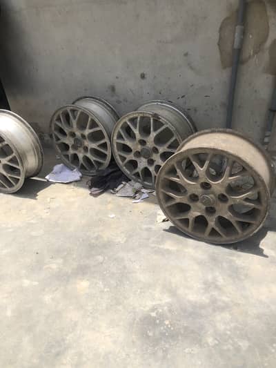 Toyota alloy rim