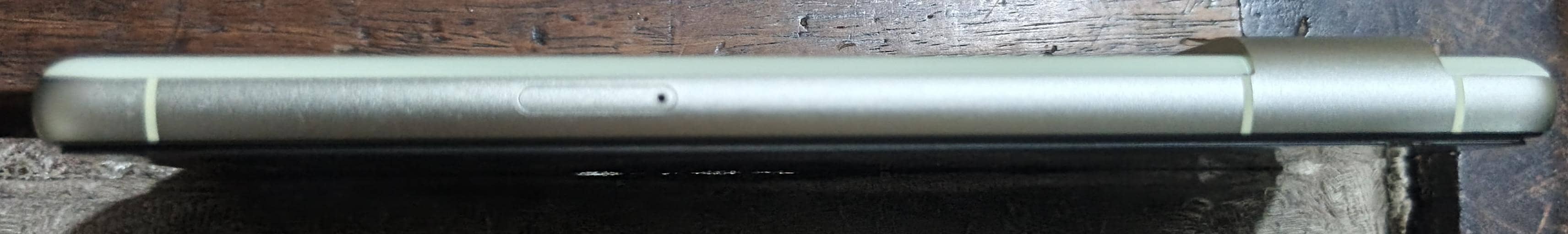 Google Pixel 7 4