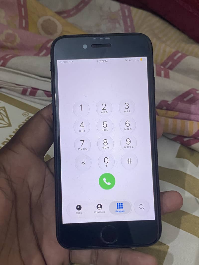 Apple iPhone SE 4