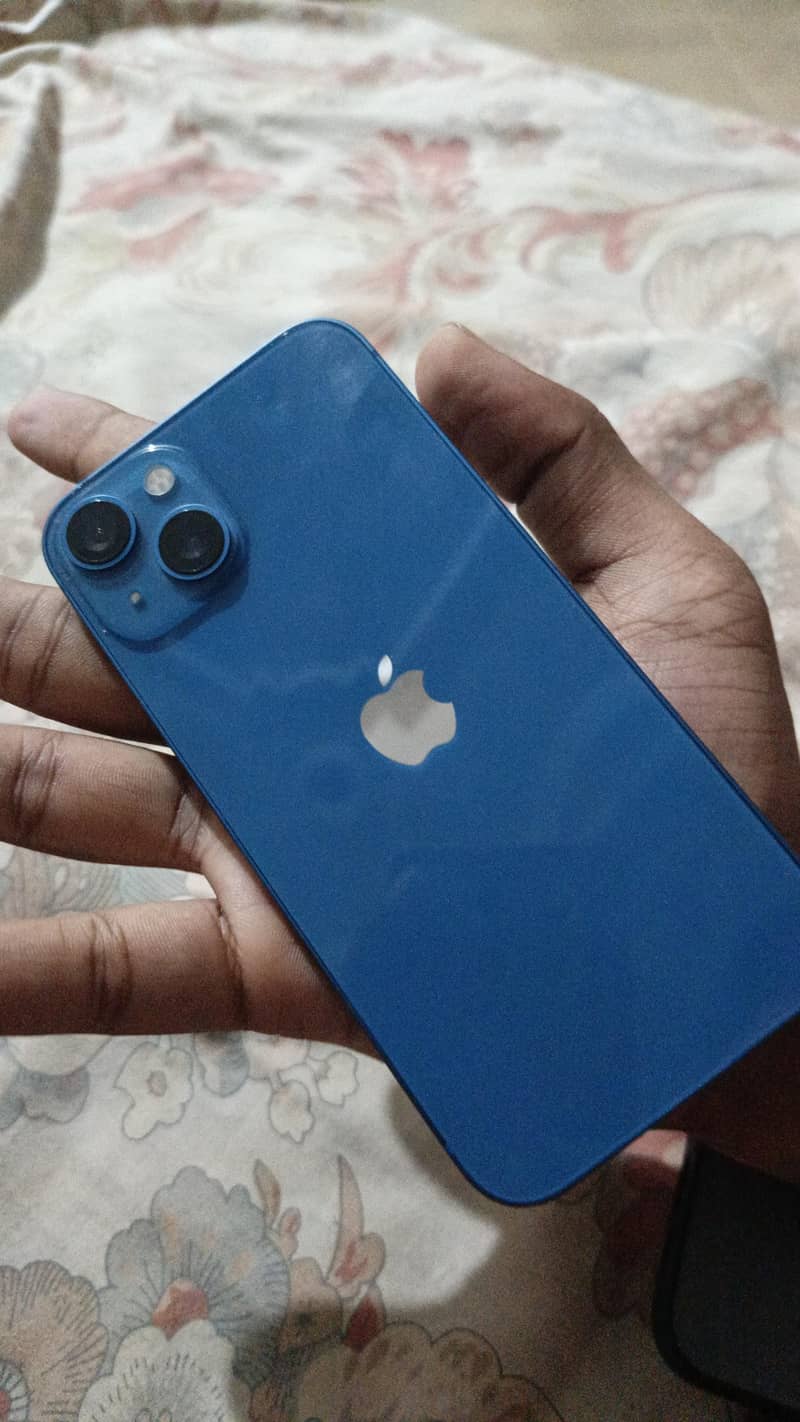 Apple iPhone 13 1