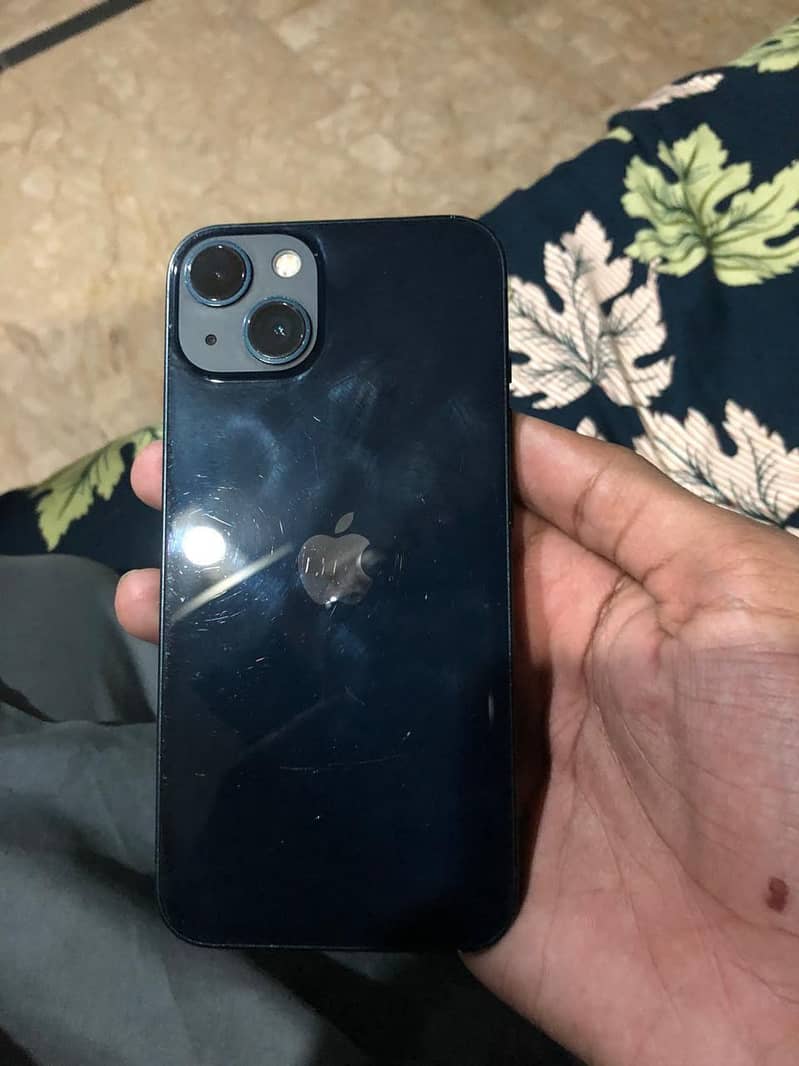 Apple iPhone 13 0