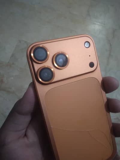 iPhone xr Convert 17 pro