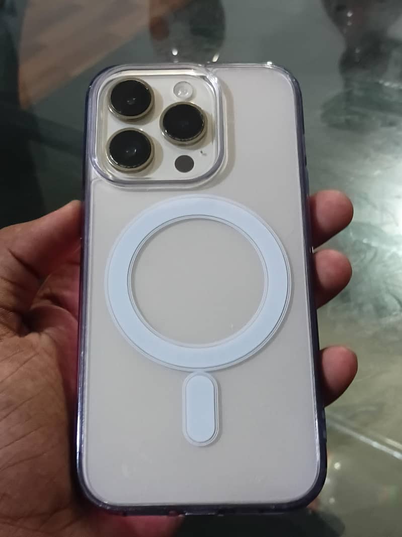 iPhone 14 Pro 0