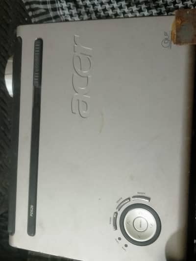 Acer HD Projector model No PD528 for sale