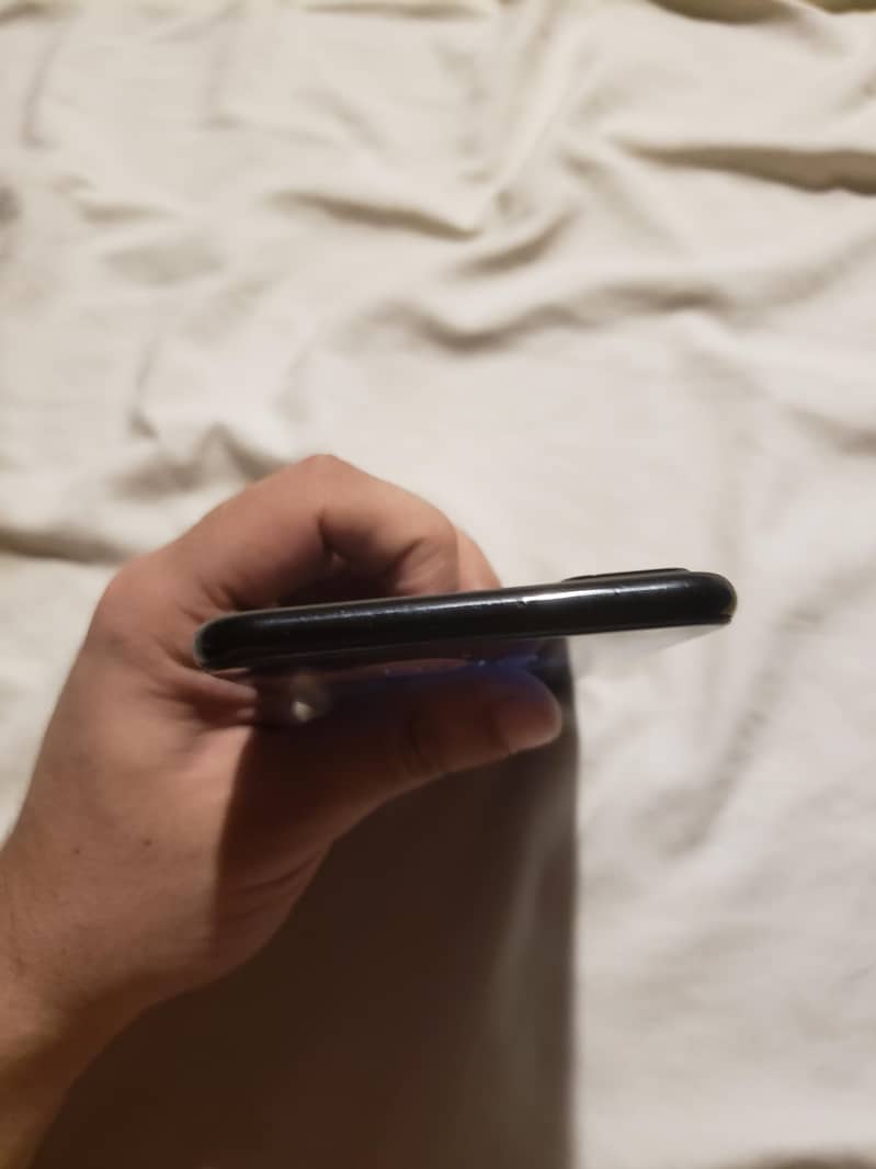 iPhone 7 Plus pta approved 4