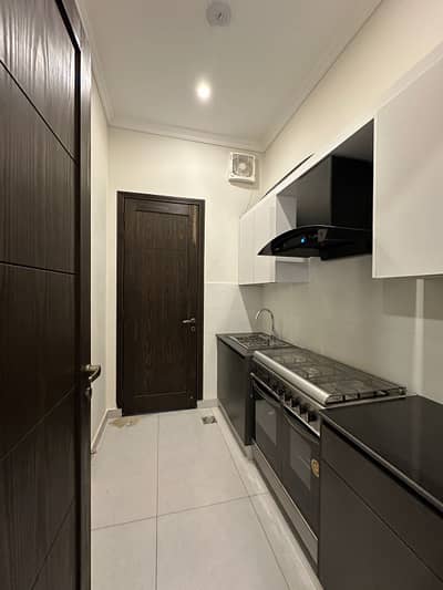 1 KANAL LIKE NEW HOUSE FOR RENT BAHRIA TOWN LAHORE