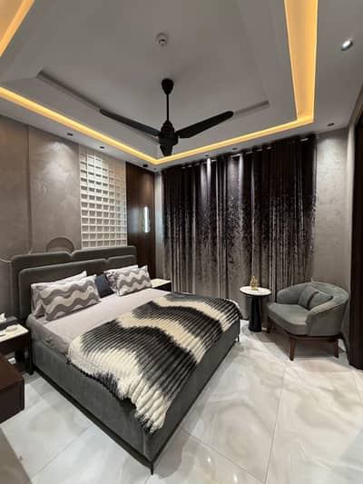 2 Bedrooms Luxury Furnished Apartment is Available for Rent in Bahria Town Lahore