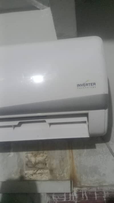ESleek AC 1.5 ton working condetion good cooling