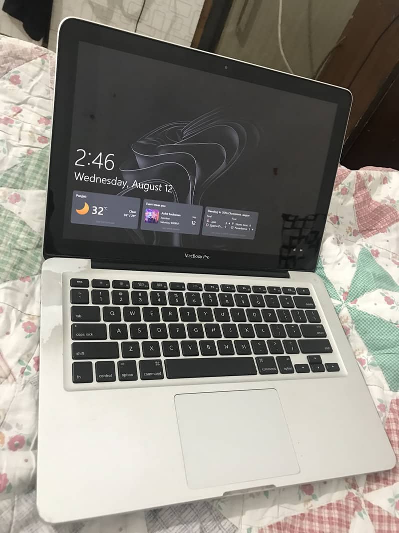 MacBook Pro 2011 5