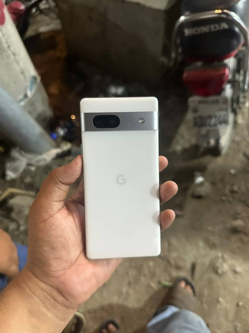 Google Pixel 7a 4