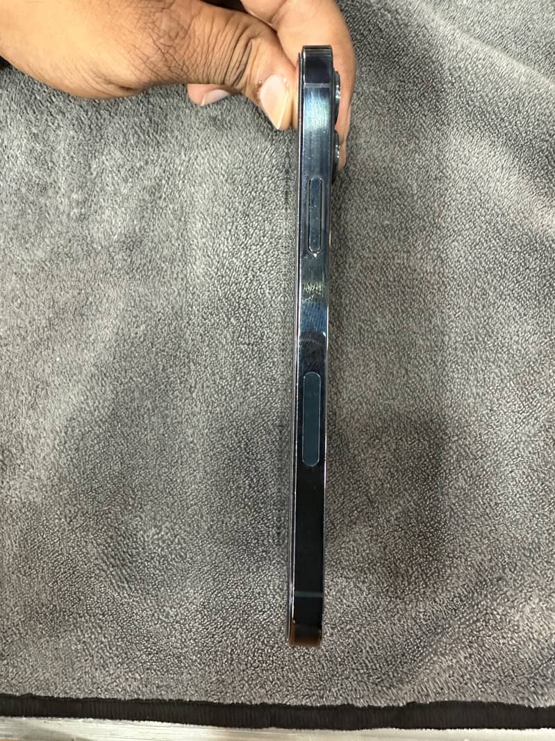 iPhone 12 Pro 2