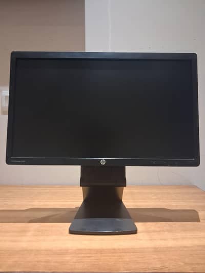 PC Setup | i5 Desktop | Quadro p620 2gb ddr5 | 1080p moniter