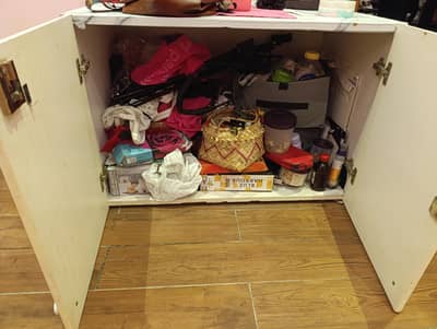 3 IKEA cabinets 8000 each, 20000 for all 3
