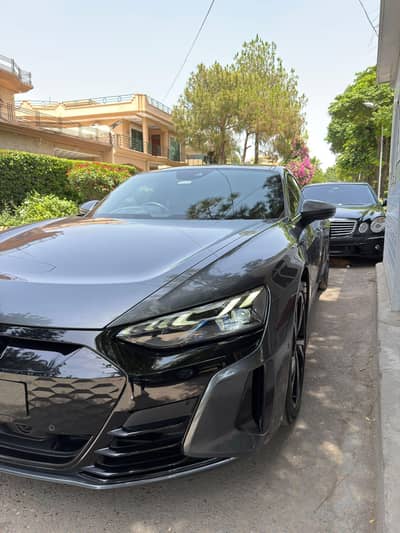 Etron gt standard