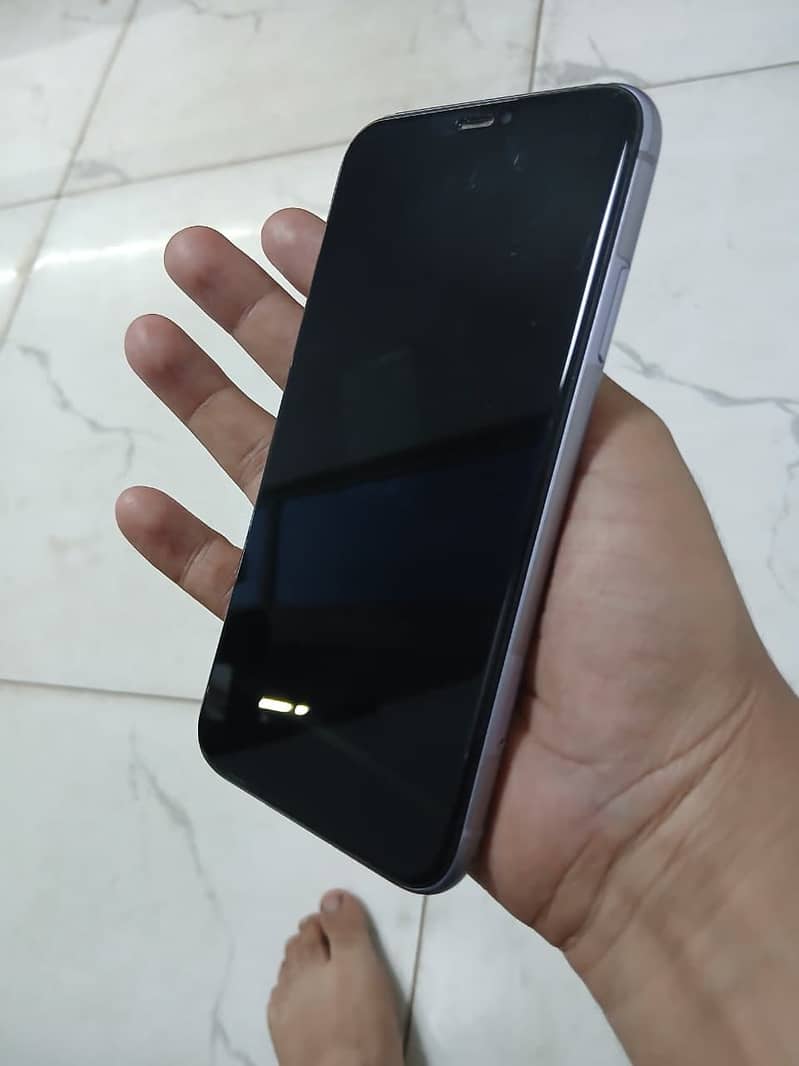 Apple iPhone 11 5