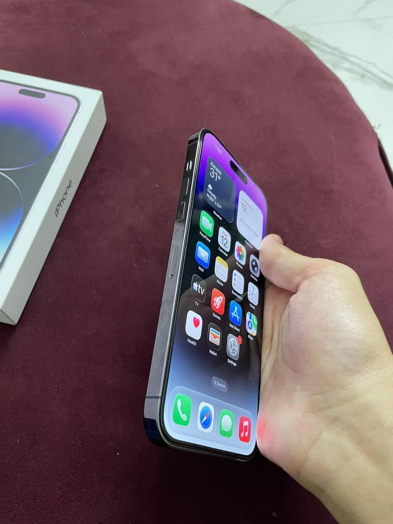 Apple iPhone 14 Pro Max 6
