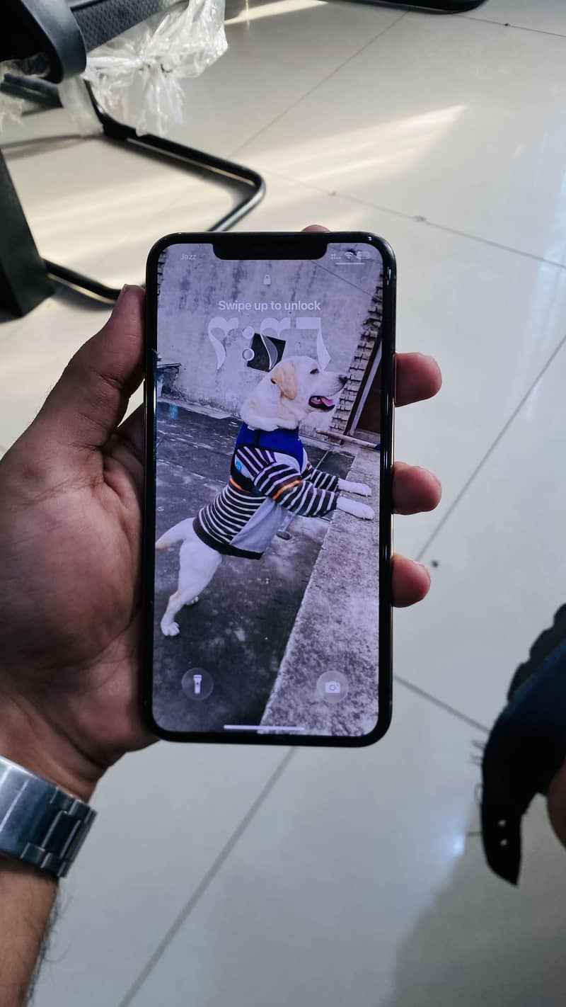 iPhone 11 Pro Max 3