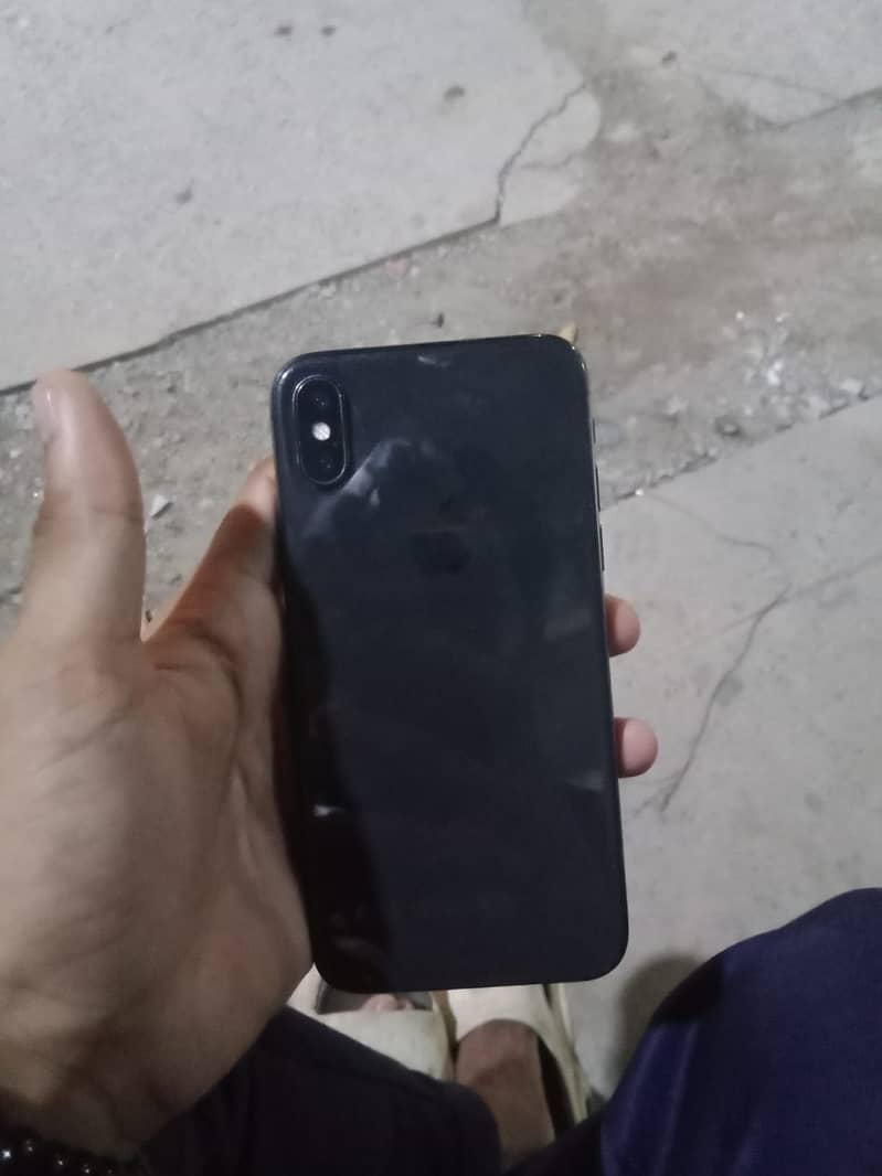 Apple iPhone X 3