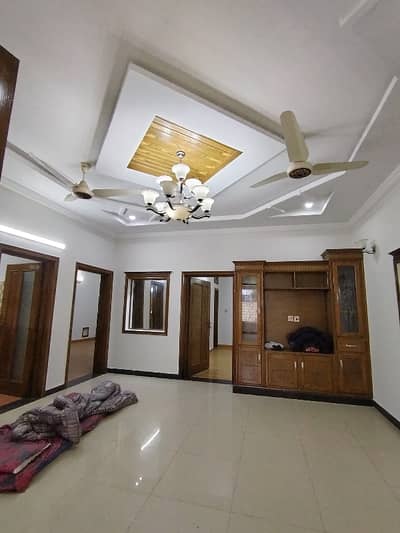 30x60 Like Brand new Use House For sale in islamabad G-13