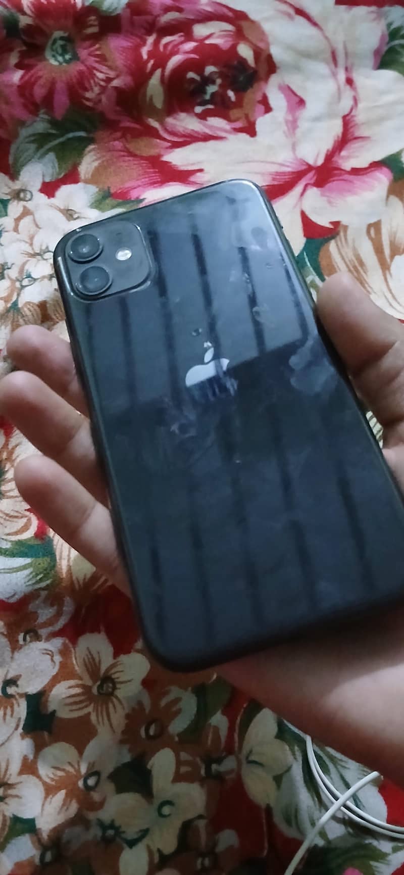 Apple iPhone 11 4
