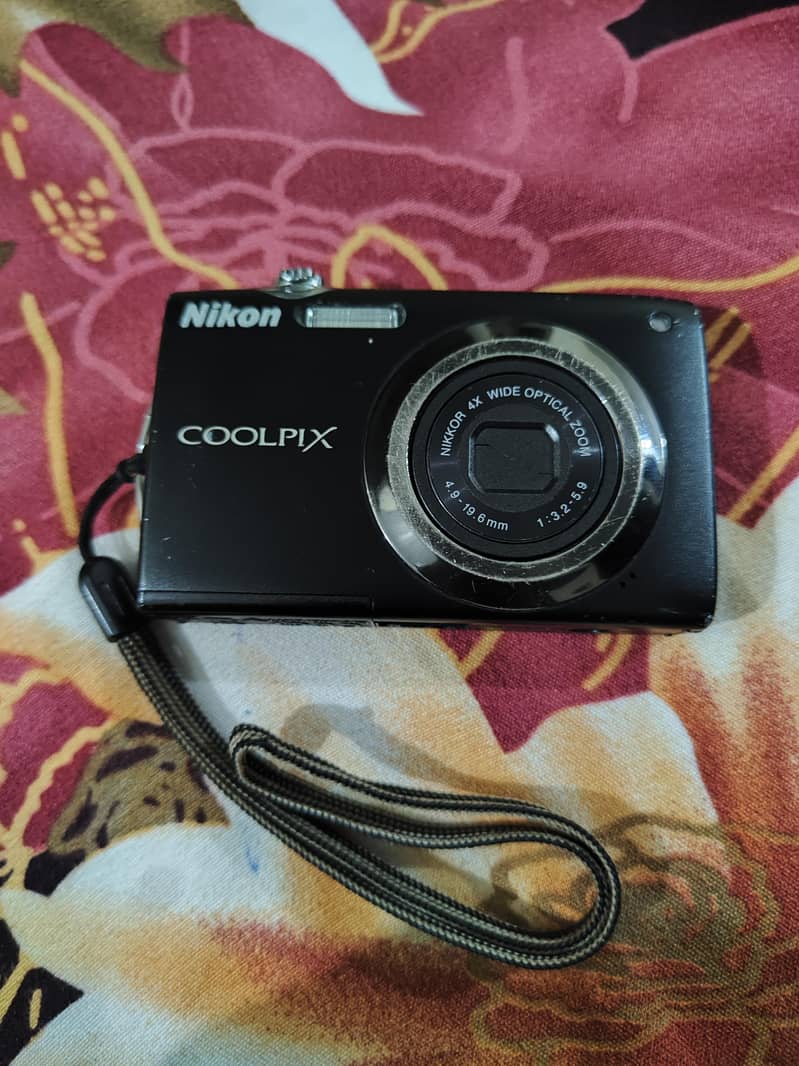 nikon Coolpix 1