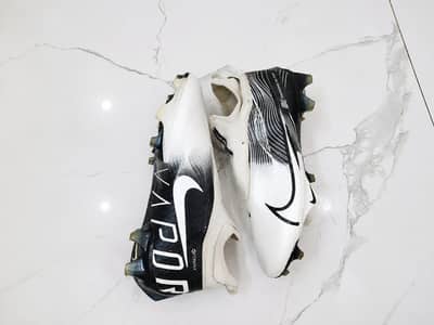 Nike vapor edge elite 360 fg football boots in excellent condition