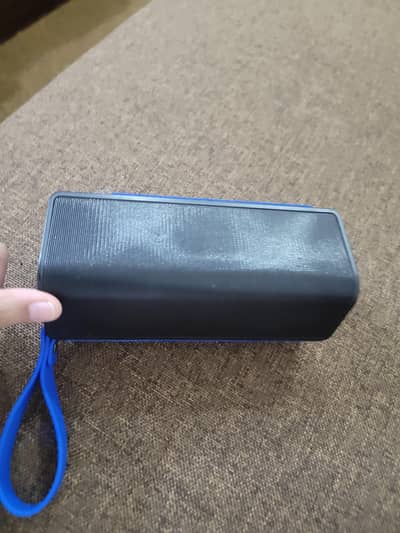 B11 speaker
