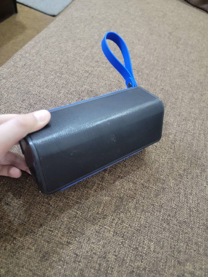 B11 speaker 3