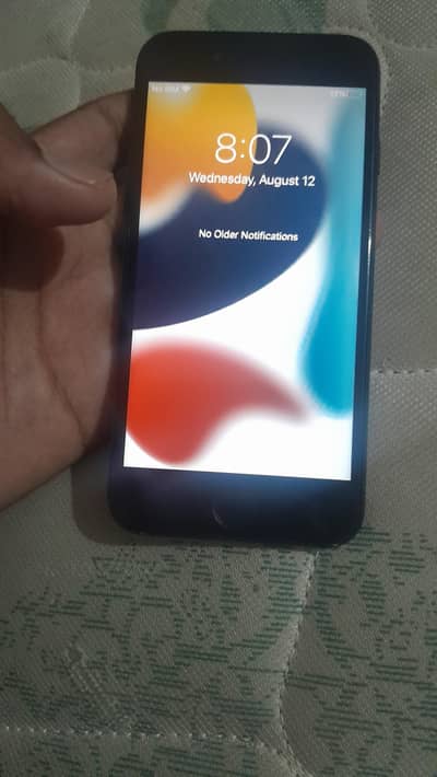 Apple iPhone 7