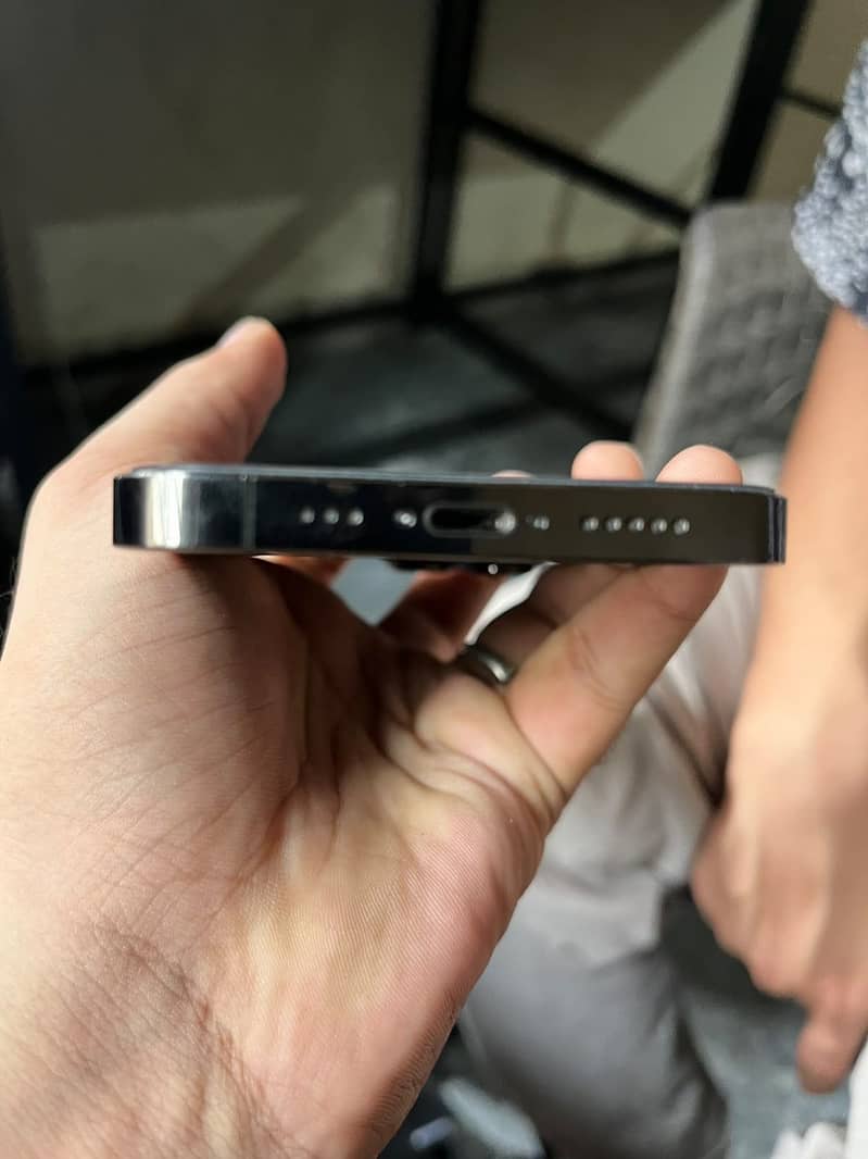 Apple iPhone 13 Pro 1