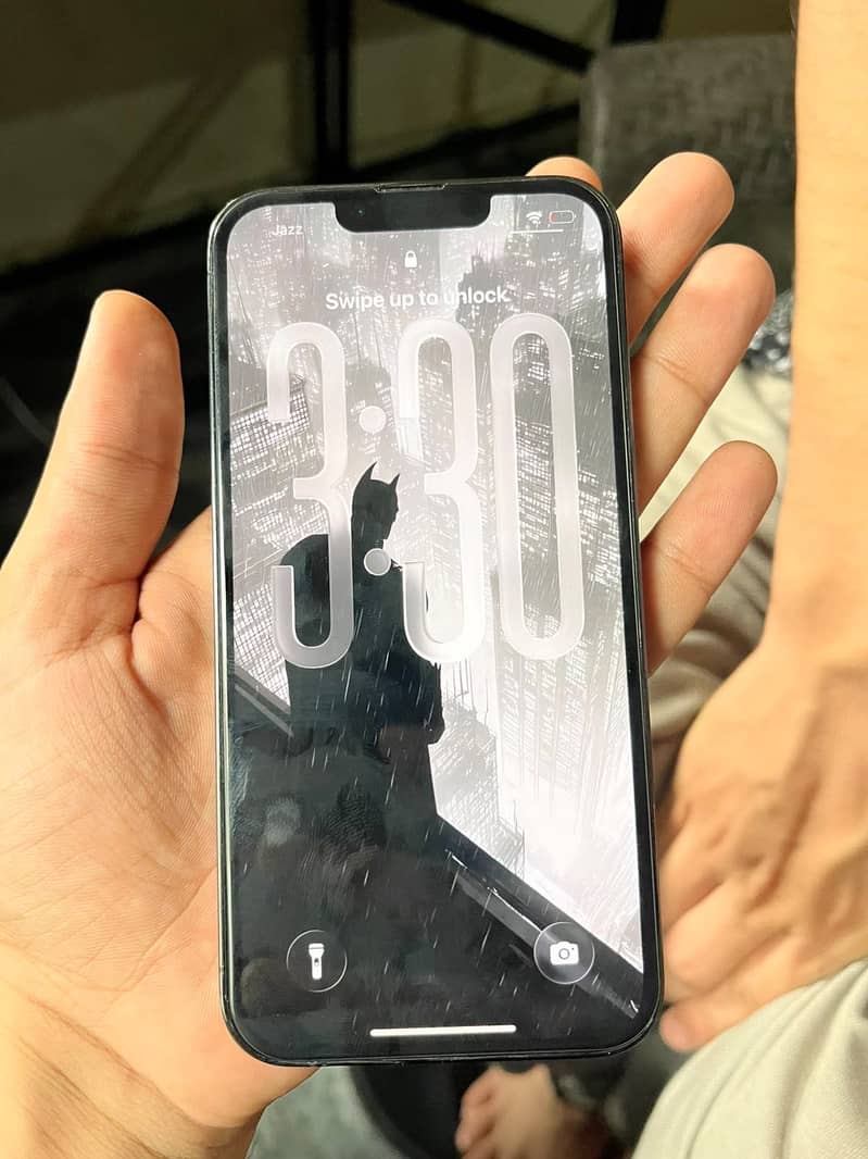 Apple iPhone 13 Pro 4