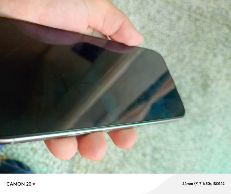 Apple iPhone 16 Pro Max 6