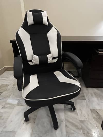 Gaming/Office Chair for sale