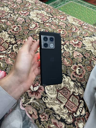 One Plus 10 Pro 3 months sim work