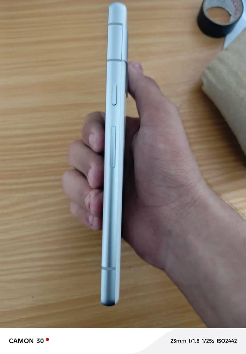 Google Pixel 7a 1