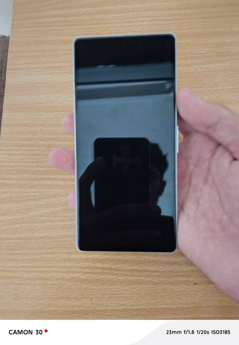 Google Pixel 7a 4