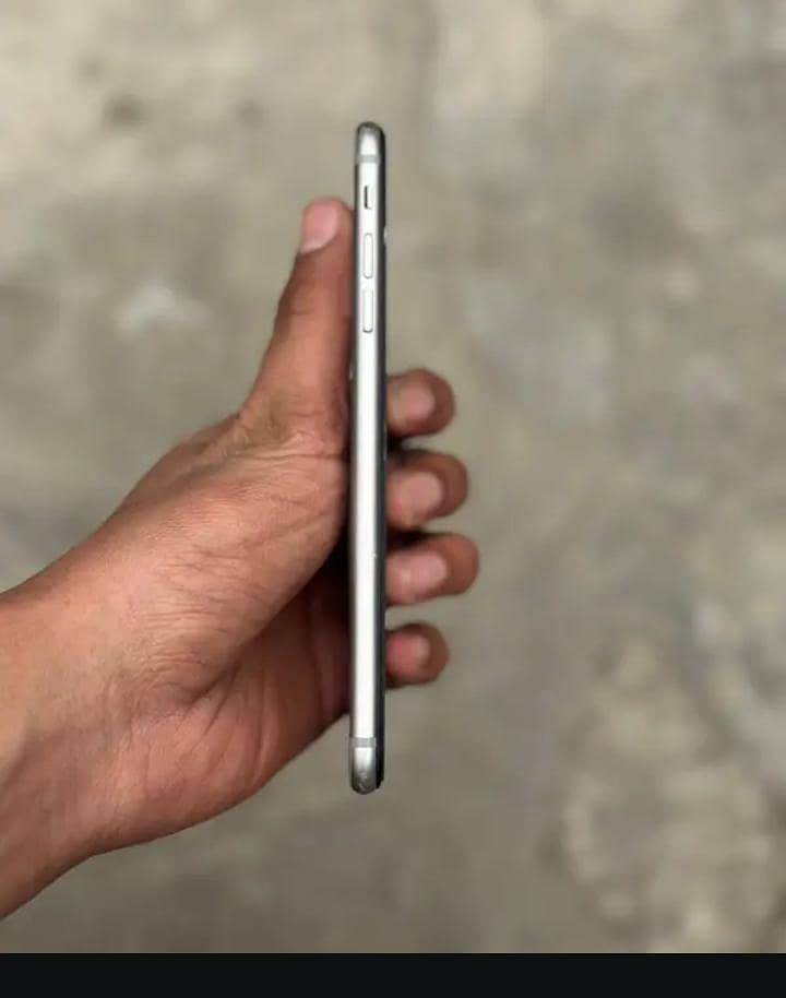 Apple iPhone 6S Plus 3