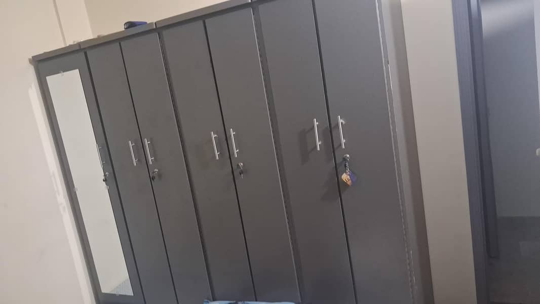 wardrobe with boxes 1