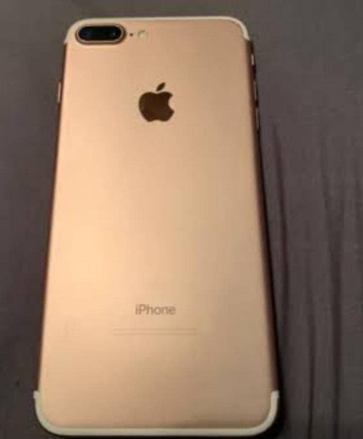 Apple iPhone 7 Plus 0