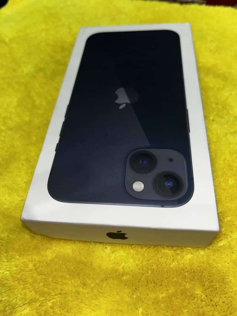 Apple iPhone 13 1
