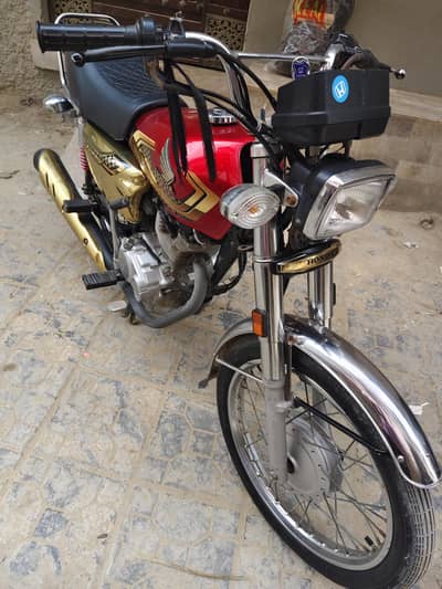 Honda CG 125 Golden edition