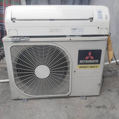 1 Ton AC Mitsubishi all ok not repair