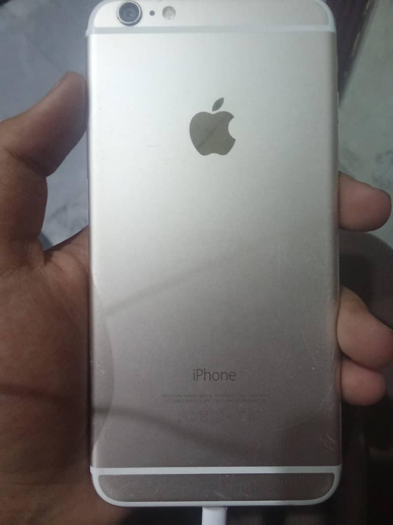 Apple iPhone 6 Plus 0