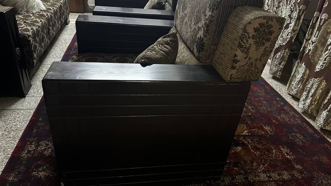 7 Seater sofa set 7