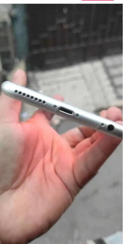 Apple iPhone 6S Plus128 GB with box
