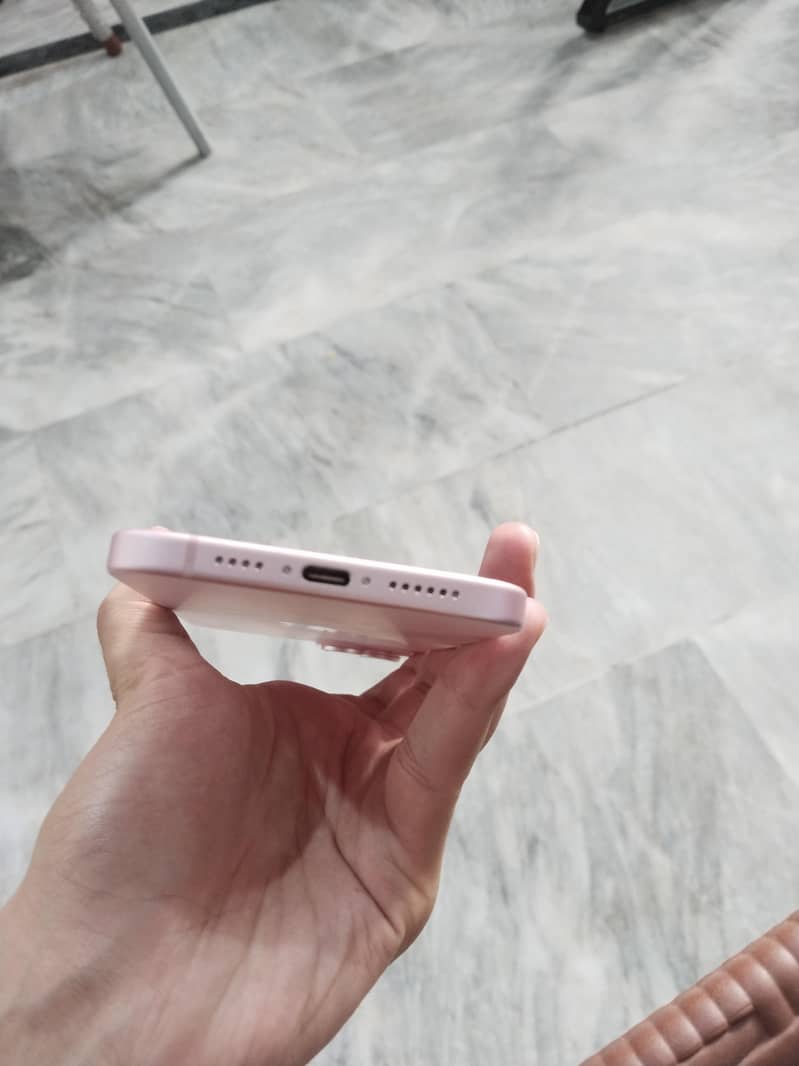 Apple iPhone 15 plus 5