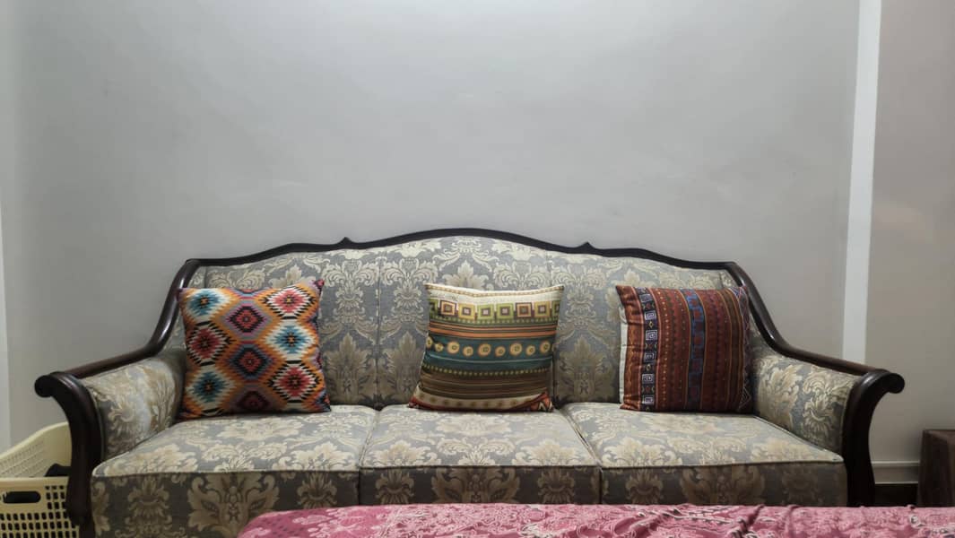 SOFAS FOR SALE 4